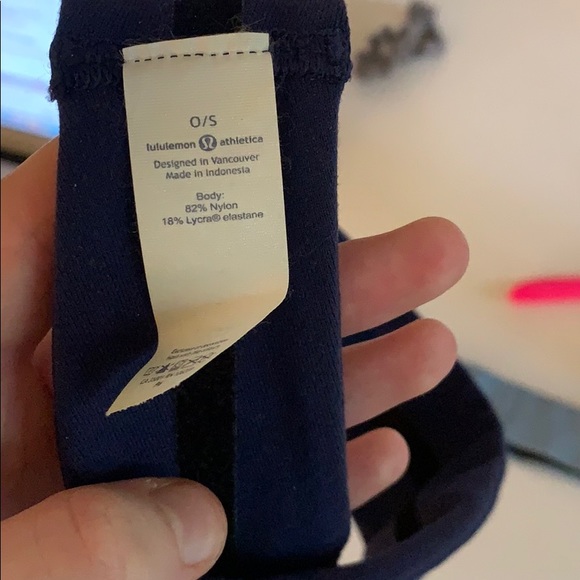 blue set of 3 lululemon headbands - Picture 3 of 5